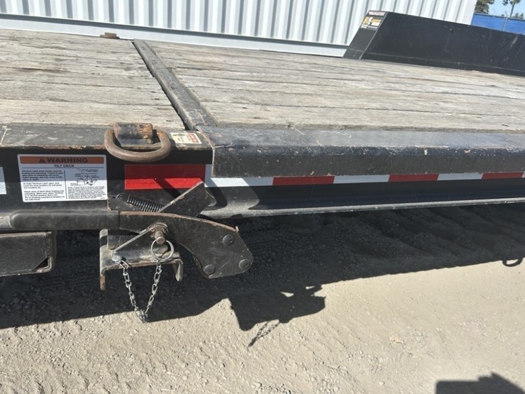 2021-towmaster-t-12dt-image-18