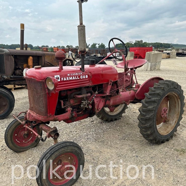 945 - FARMALL CUB (SN# 134679)