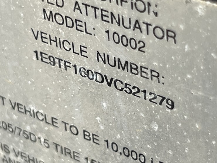 2010-scorpion-tl3-tma-s/a-towable-attenuator-image-13
