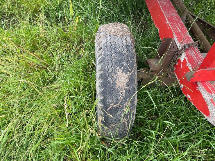 heider-gravity-box-and-john-deere-running-gear-image-45