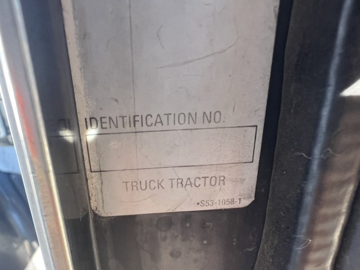 kenworth-w900-image-33
