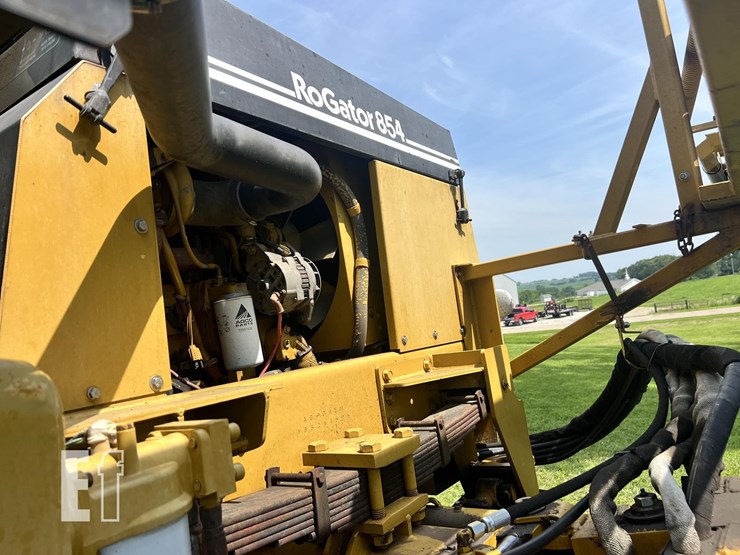 ag-chem-rogator-854-image-12
