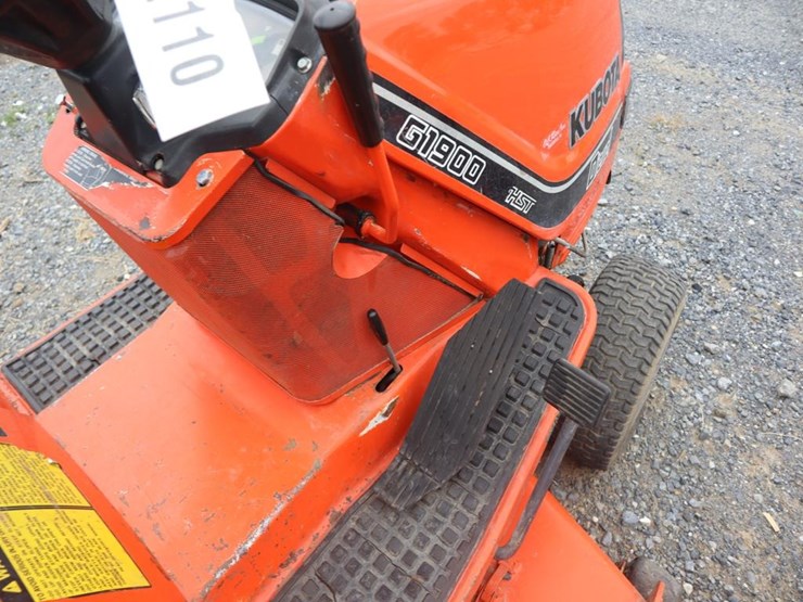 kubota-lawn-tractor-image-17
