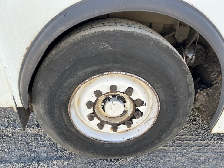 2005-caterpillar-c7-image-13