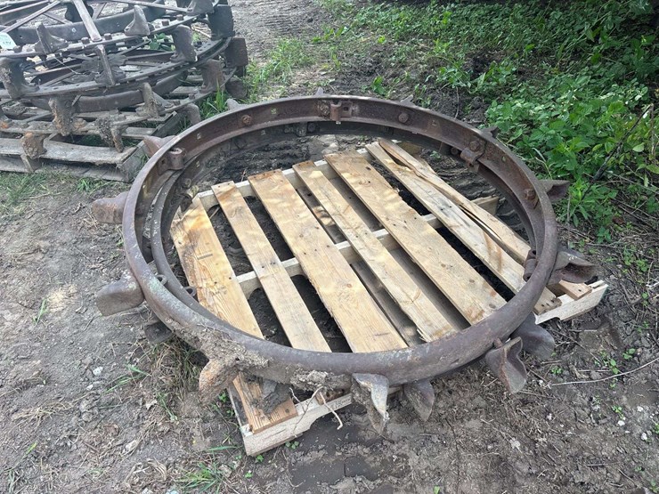 (2)-4"-by-50"-steel-wheel-extensions-image-2