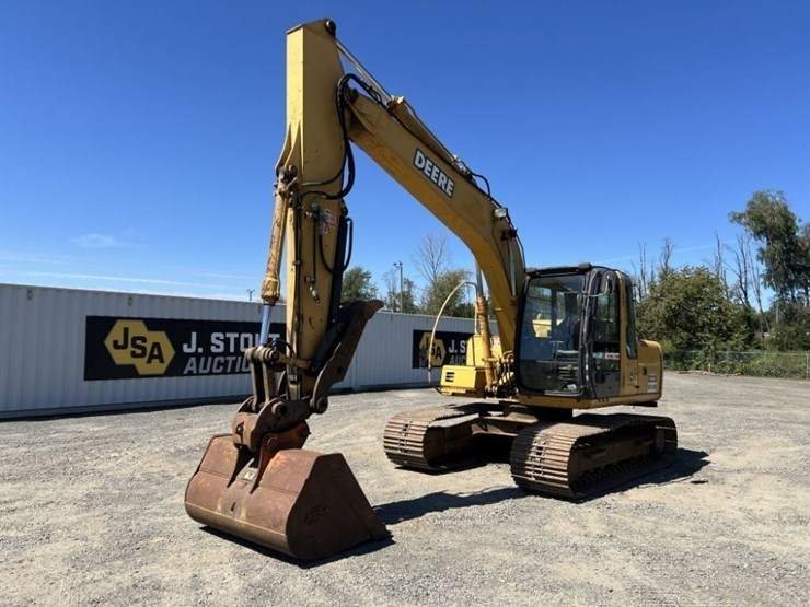 2008-deere-120c-image-1