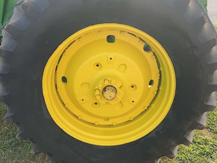 john-deere-4630-image-9