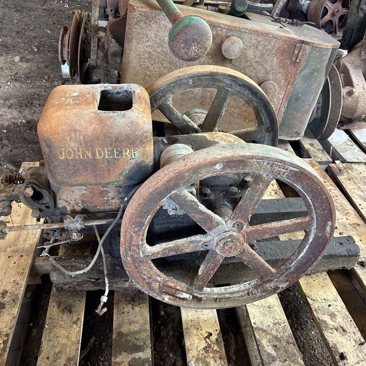 John Deere Model E 1.5 HP Engine