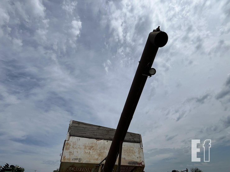 willmar-auger-wagon-image-5