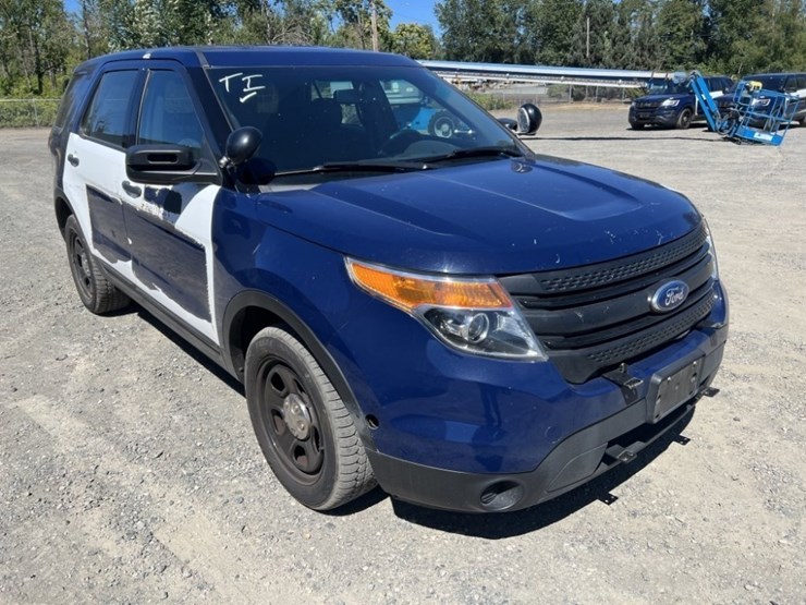 2015-ford-explorer-image-2