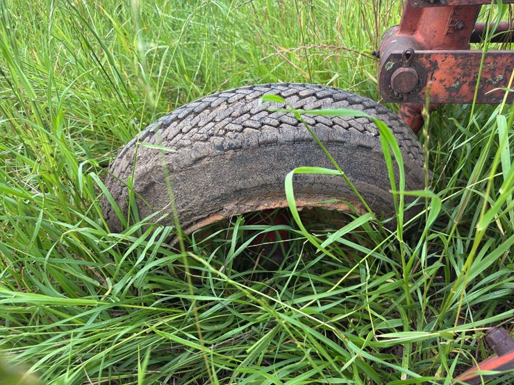 ji-case-5-bottom-14"-pull-type-plow-image-34