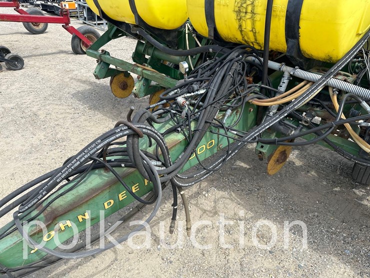 john-deere-7000-image-2