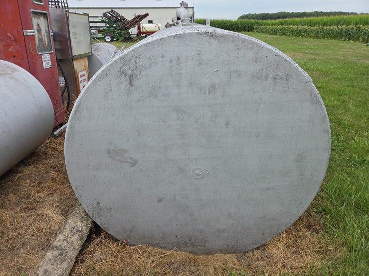 1000-gallon-fuel-tank-image-3