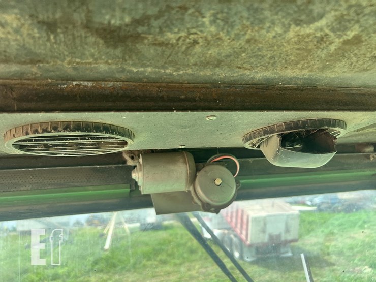 john-deere-6600-image-22