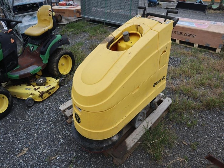 floor-scrubber-image-4