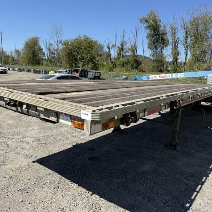 2005 REINKE Flatbed