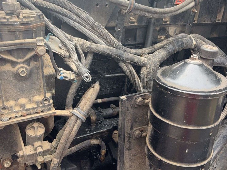 2003-kenworth-t800-image-36