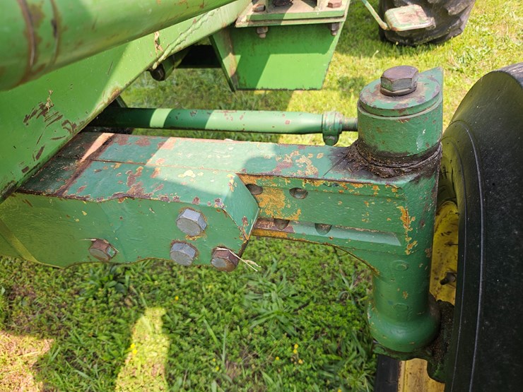 1982-john-deere-2940-image-43