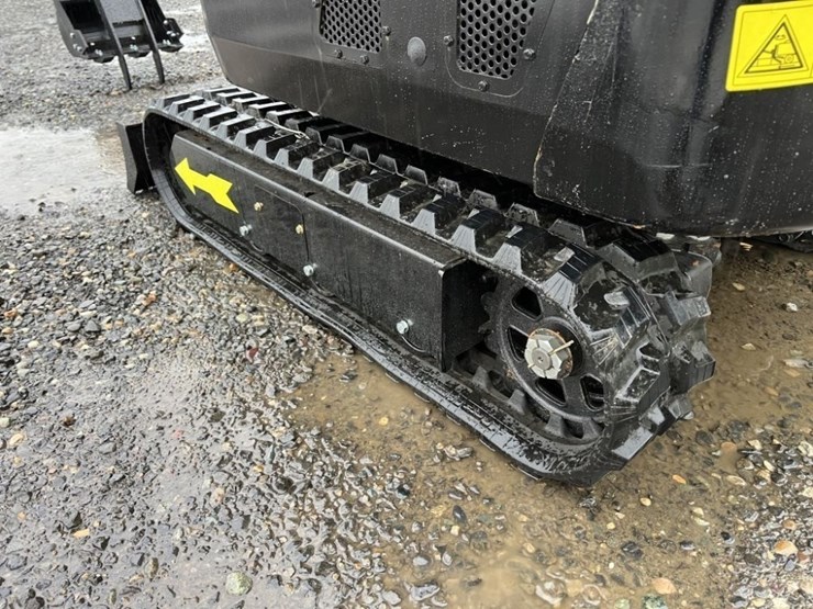 2025-miva-va20-mini-hydraulic-excavator-image-14