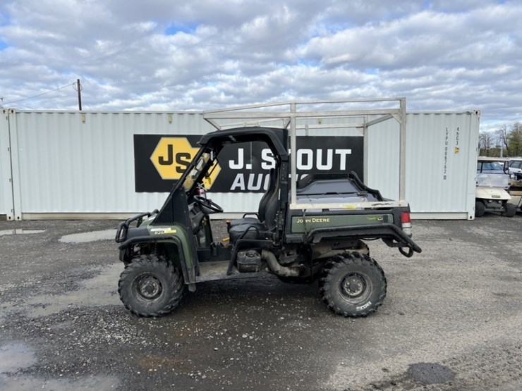 john-deere-gator-image-7