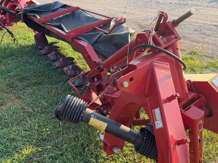 new-holland-h6750-image-2