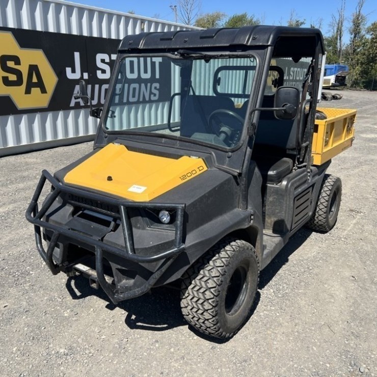 2018 Hustler MDV 1200 D Utility Cart
