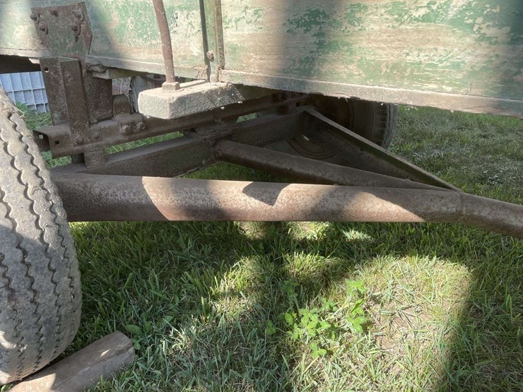 john-deere-triumph-wagon-and-running-gear-image-38