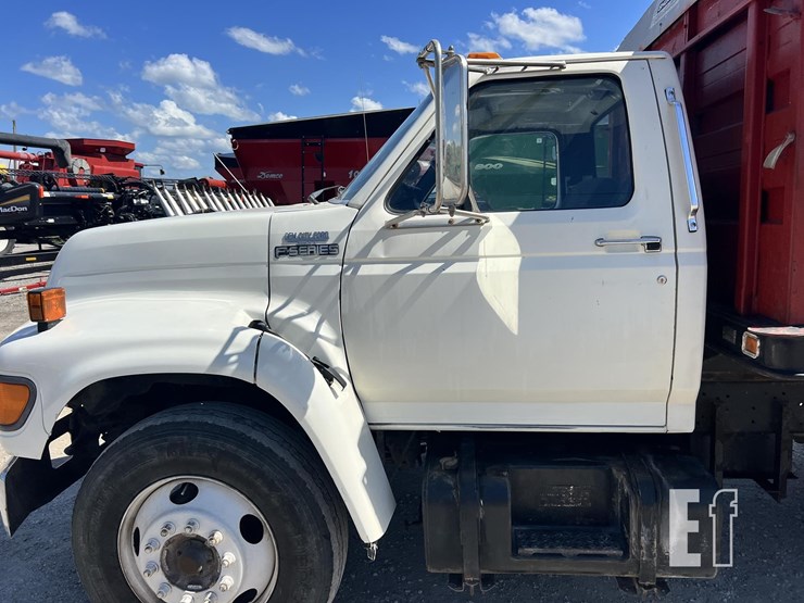 1997-ford-f800-image-36