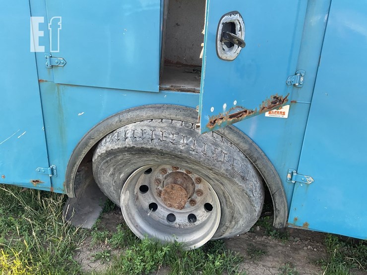 2008-international-durastar-4100-image-11