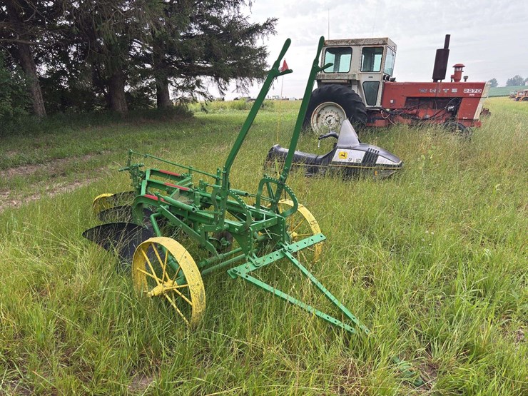 john-deere-14-image-3