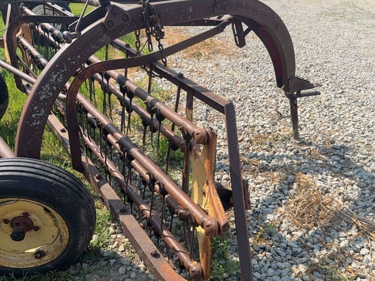 new-holland-256-image-3