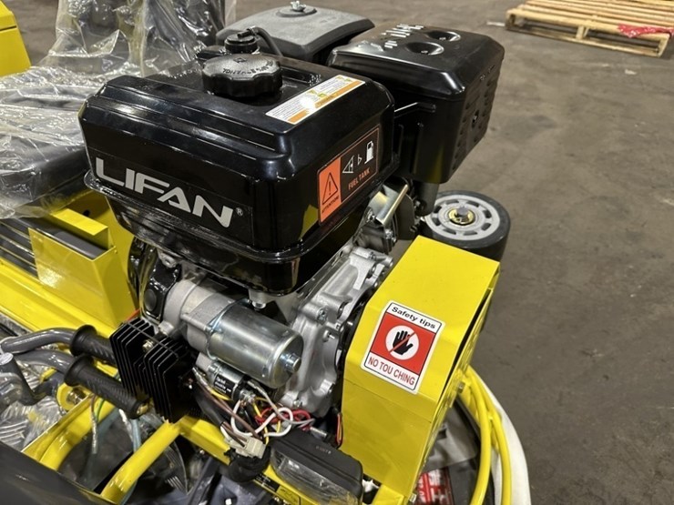 2025-mms-ms80r-ride-on-power-trowel-image-6