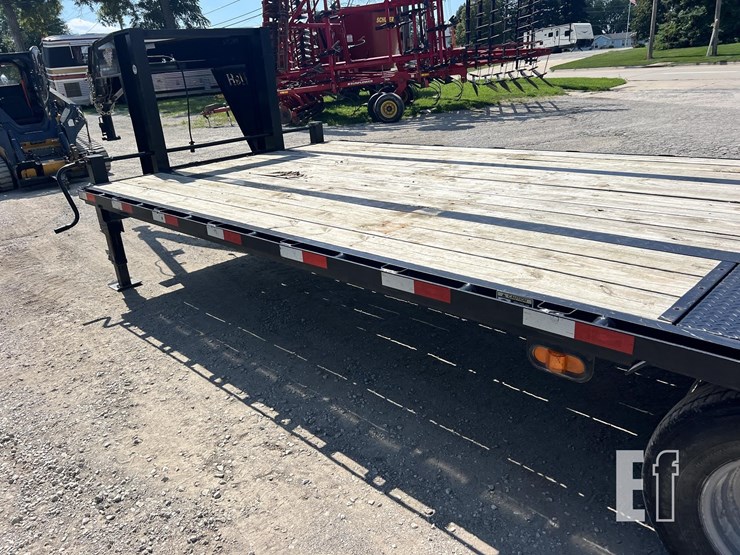 2019-h&h-trailers-20+5-gooseneck-image-17