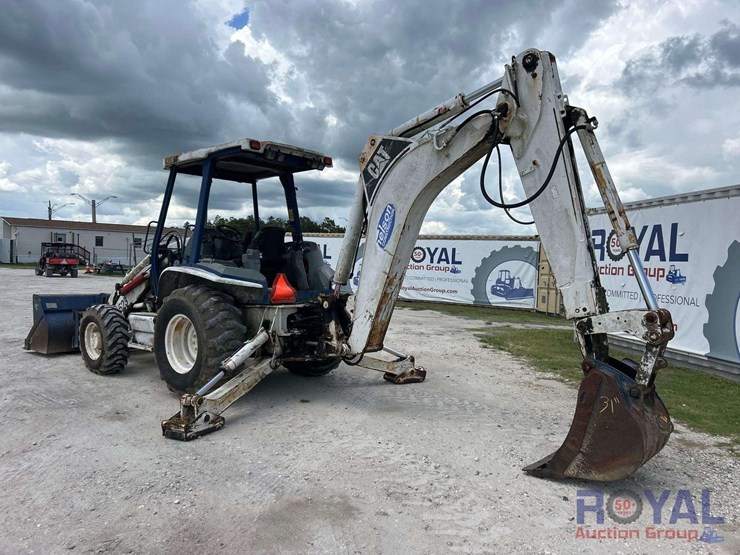 caterpillar-430d-image-4