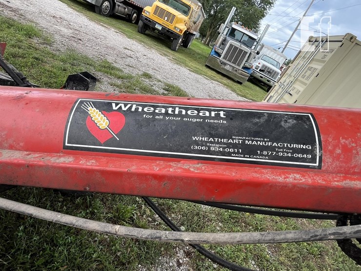 wheatheart-drive-over-hopper-image-7