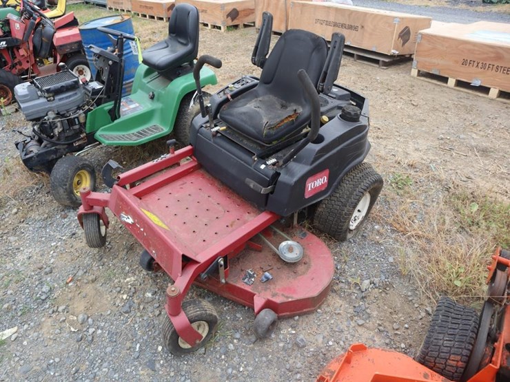 toro-zero-turn-mower-image-4