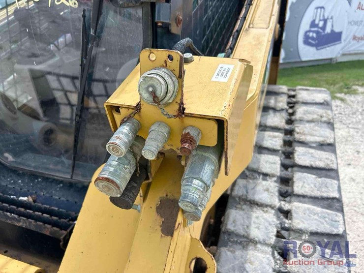caterpillar-279c-image-17