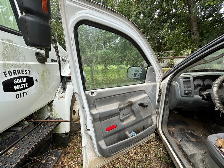 2007-dodge-ram-2500-image-18