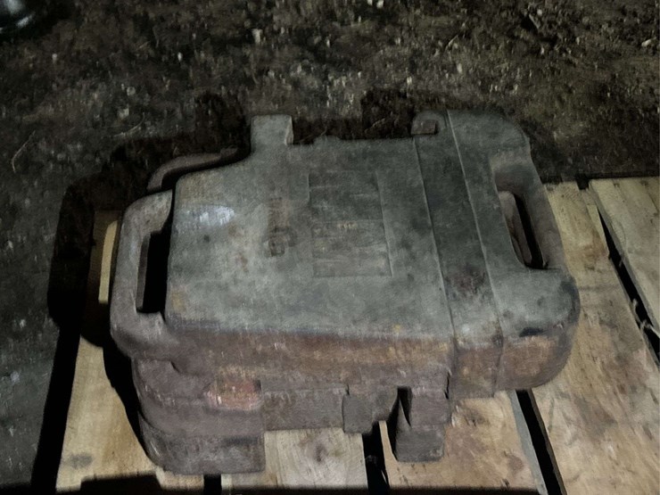(3)-minneapolis-moline-suitcase-weights-image-3