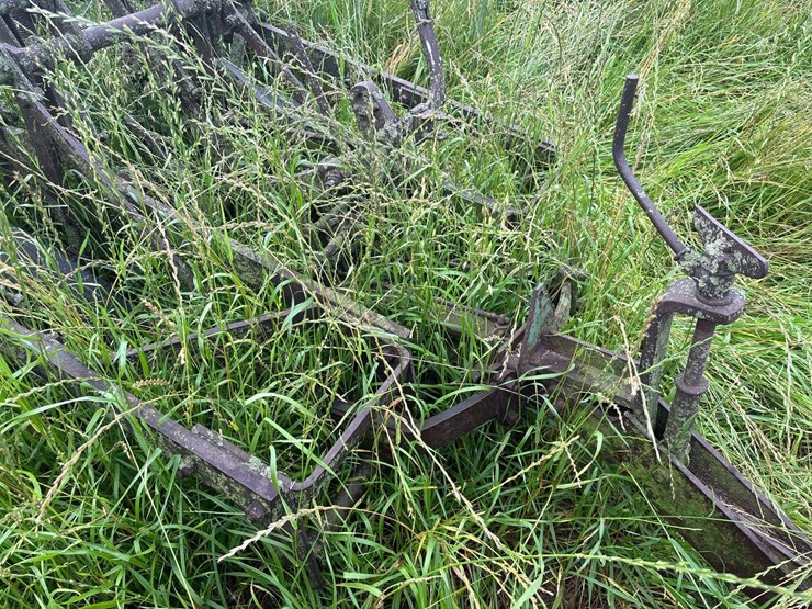 2-bottom-14”-two-way-plow-image-18