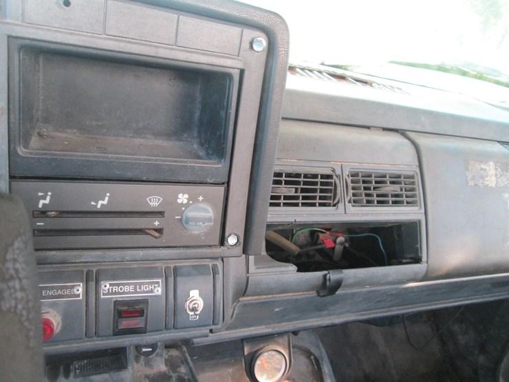 1997-gmc-c70-image-60