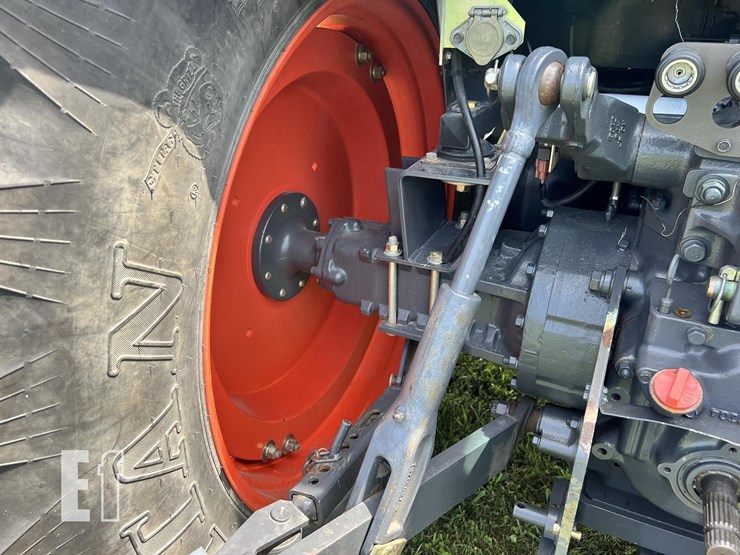 2005-kubota-m125x-image-10
