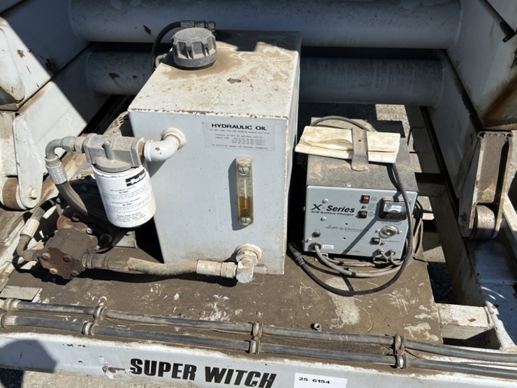 simon-super-witch-4612e-scissor-lift-image-9