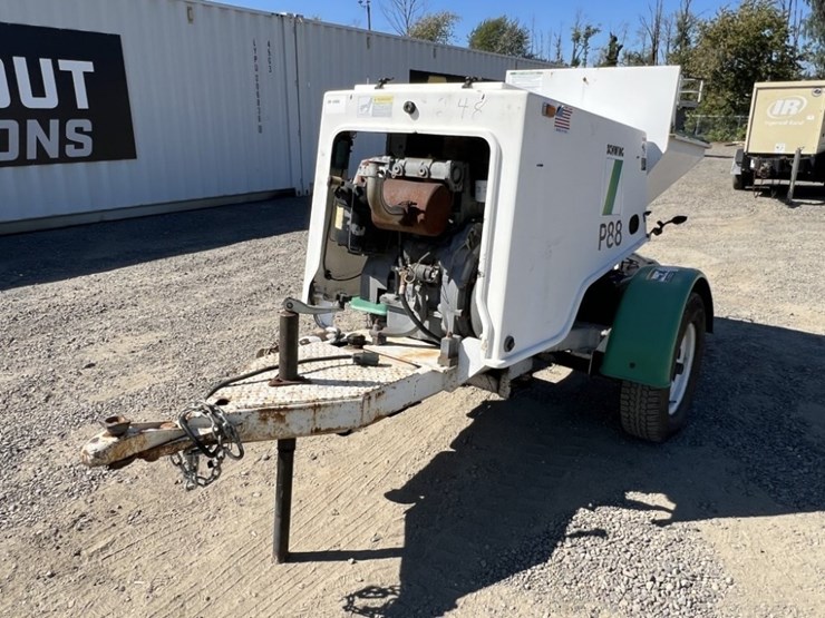 2005-schwing-p88-towable-concrete-pump-image-1