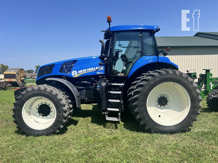 2013-new-holland-t8.330-image-5