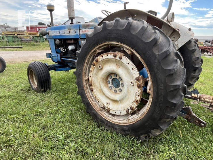 ford-5000-image-11