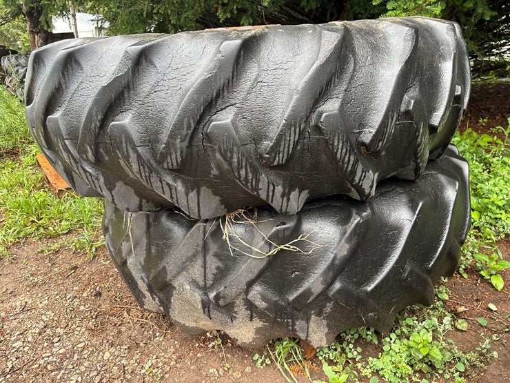 (2)-18.4-34-tires-and-wheels-image-9
