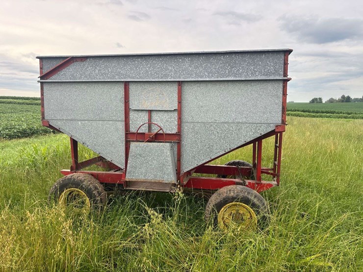 heider-gravity-box-and-john-deere-running-gear-image-4