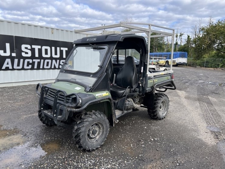 john-deere-gator-image-1