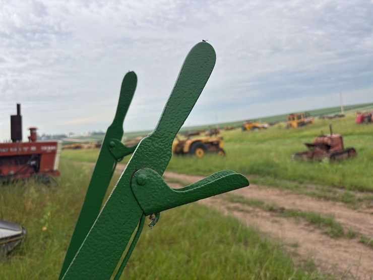 john-deere-14-image-33